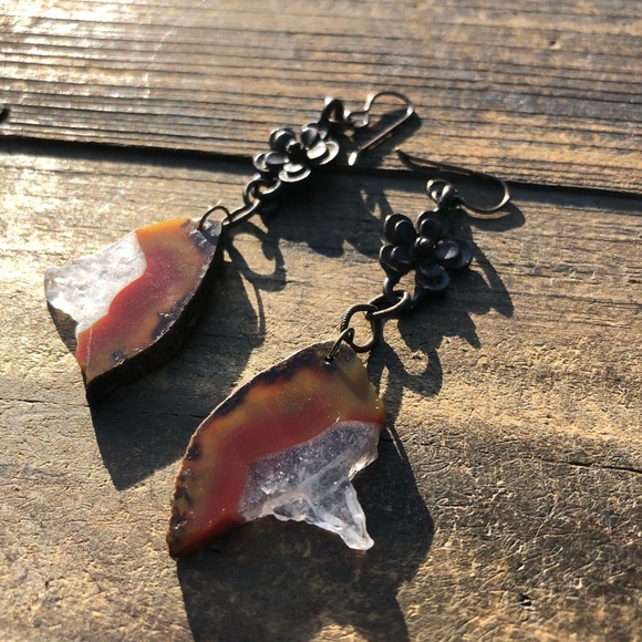 Agate Flower Gemstone Earrings - Picture 7 of 7
